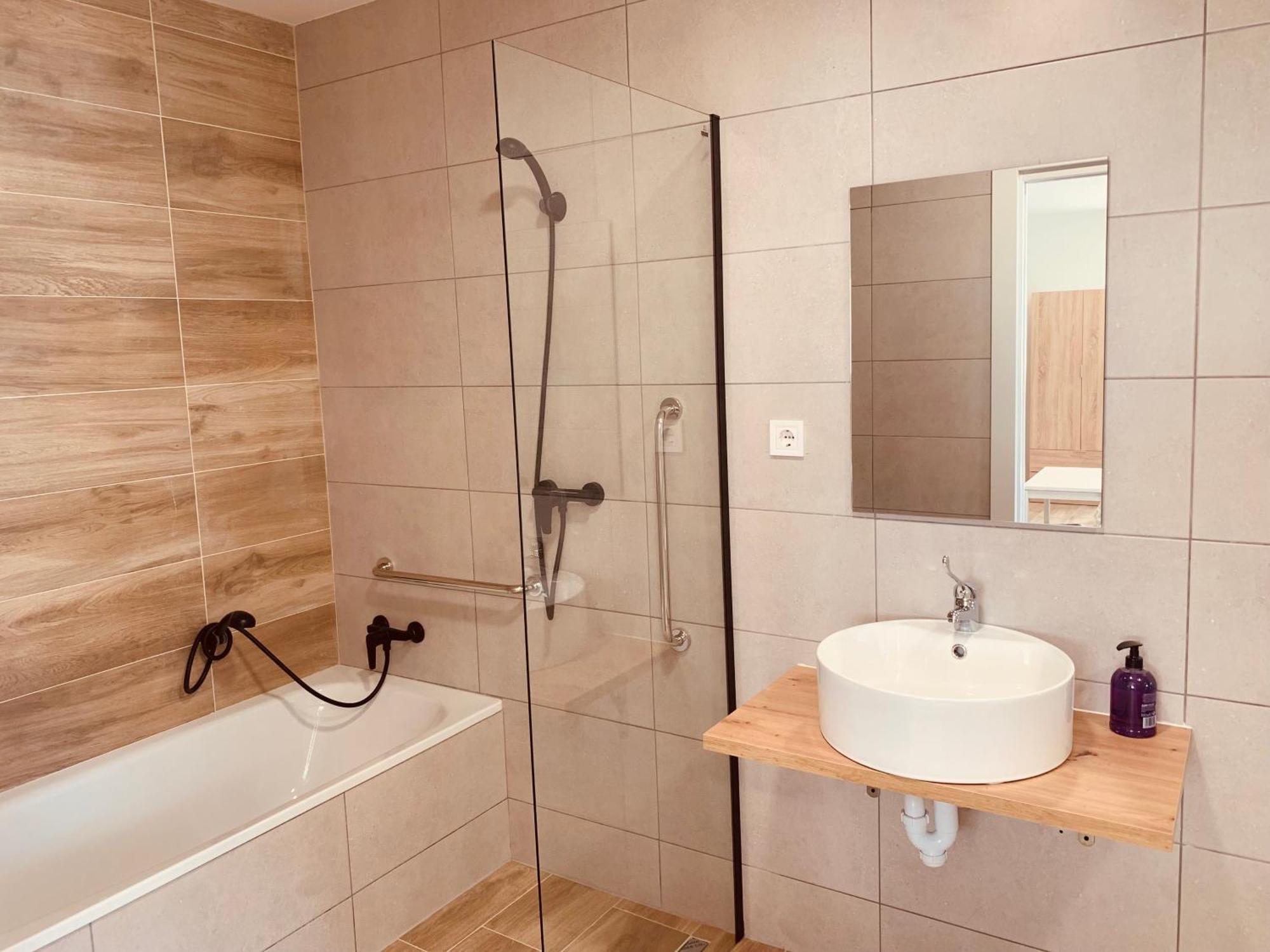 Lurgorri Apartamentos By Gernihost غيرنيكا إي لونو المظهر الخارجي الصورة